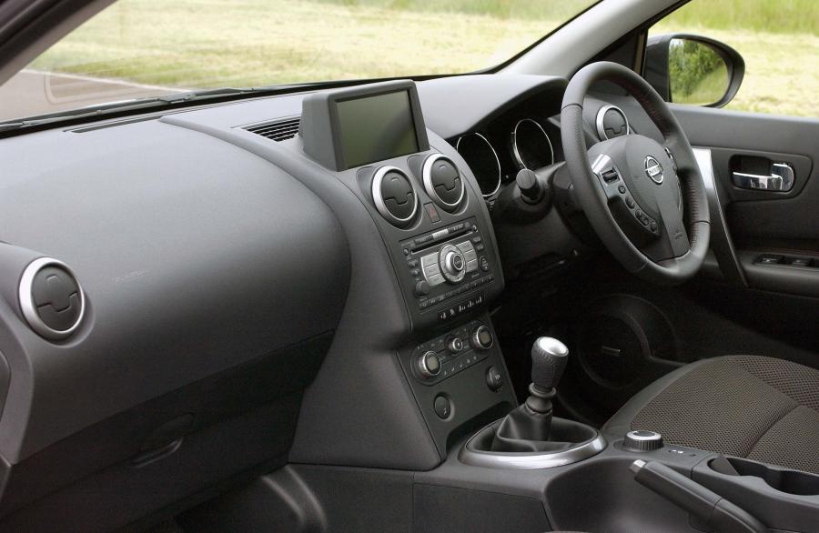  Nissan Qashqai 2007 года  (фото 71 из 100)